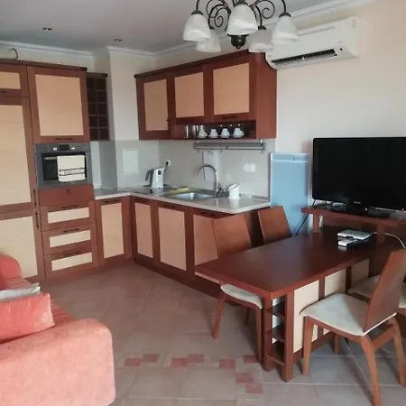 Studio In Marina Complex * Созополь