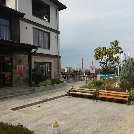 Апартаменты Studio In Marina Complex